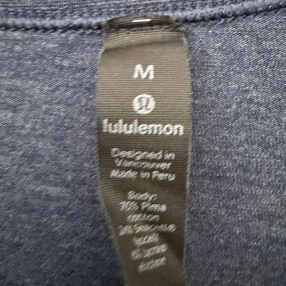 Lululemon Men’s T-Shirt Size M in Blue - Picture 3 of 4